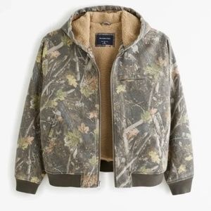Abercrombie Camo Hooded Zip Up Sherpa Lined Workwear Bomber Jacket